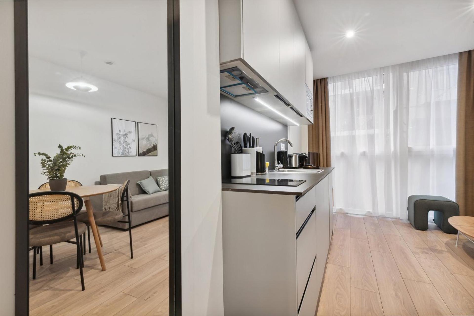 Limehome Valencia Carrer Del Pare Palau I Quer Quarto foto
